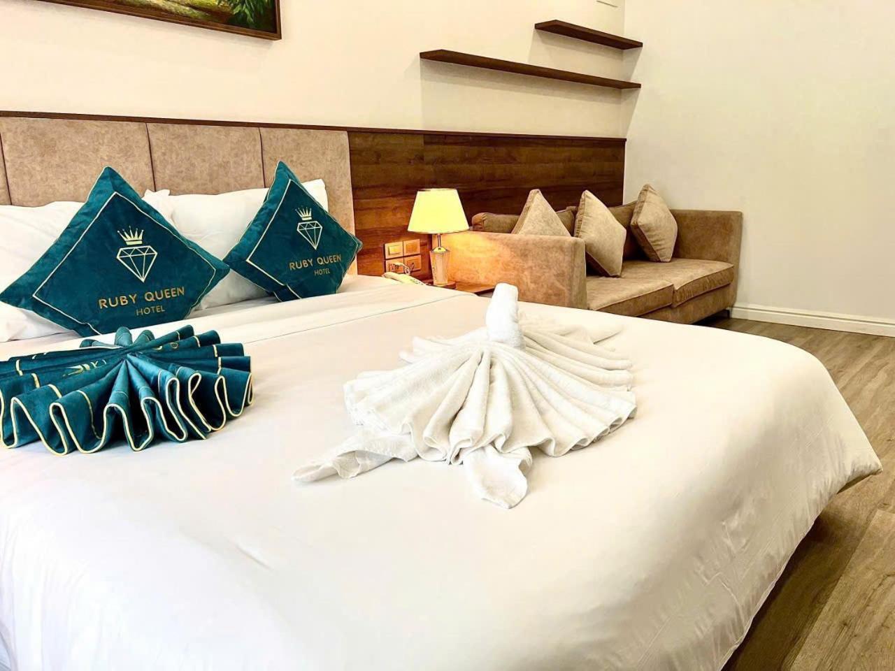 Rubyqueen Halong Hotel Ha Long Exteriör bild